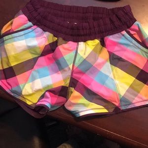 Lululemon Shake and Break shorts plum sea